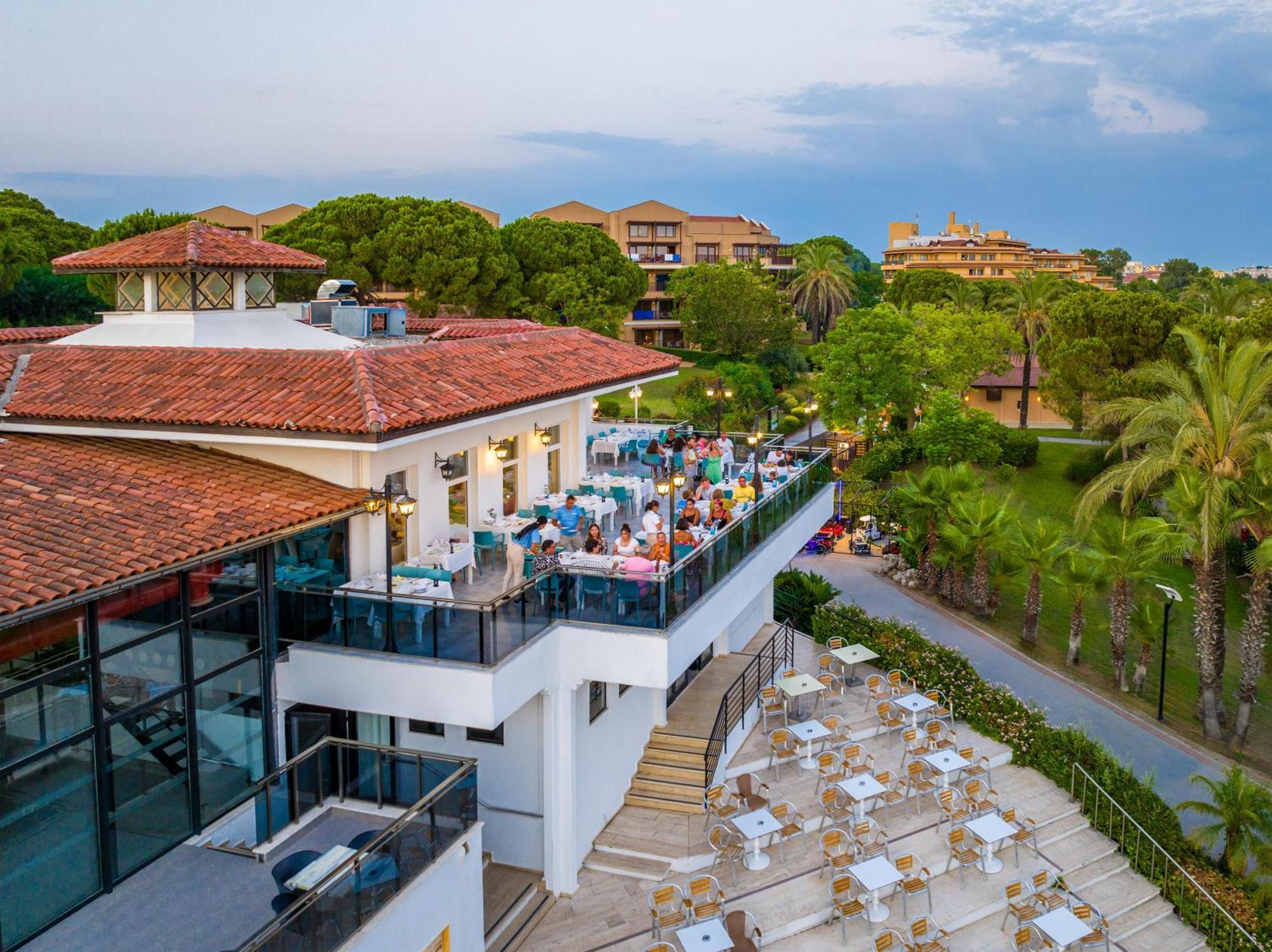 Asteria Family Resort Belek Antalya Luaran gambar The Village