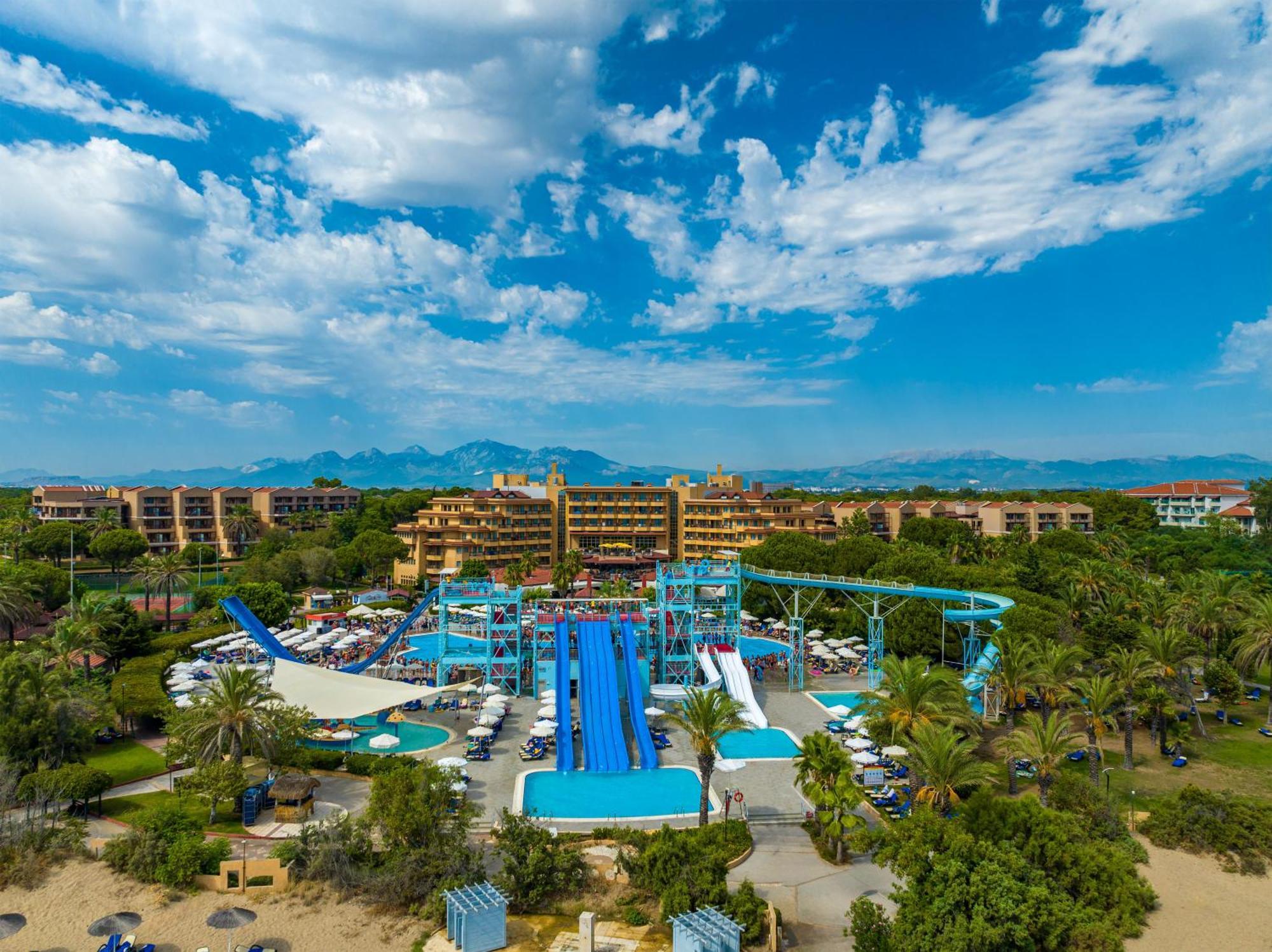Asteria Family Resort Belek Antalya Luaran gambar Aerial view of the water park